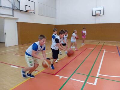 Týden basketbalu na naší škole